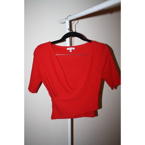 Women's Red Crop Top / V Neck / Short Sleeve / Iris / Size: M / Solid - Picture 5 of 5